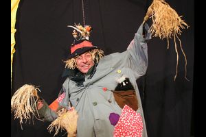 Strassilo, die Vogelscheuche